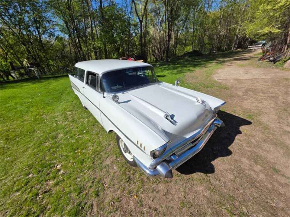 1957 Chevrolet Nomad - Image 11 of 31