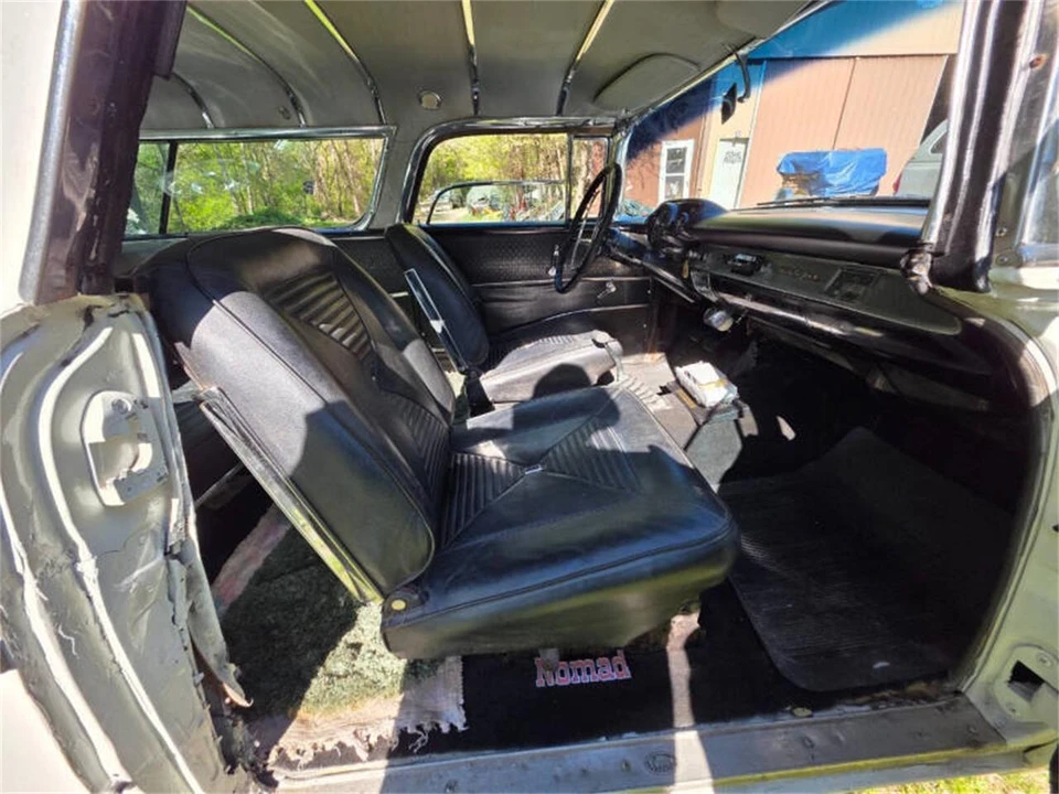1957 Chevrolet Nomad - Image 19 of 31
