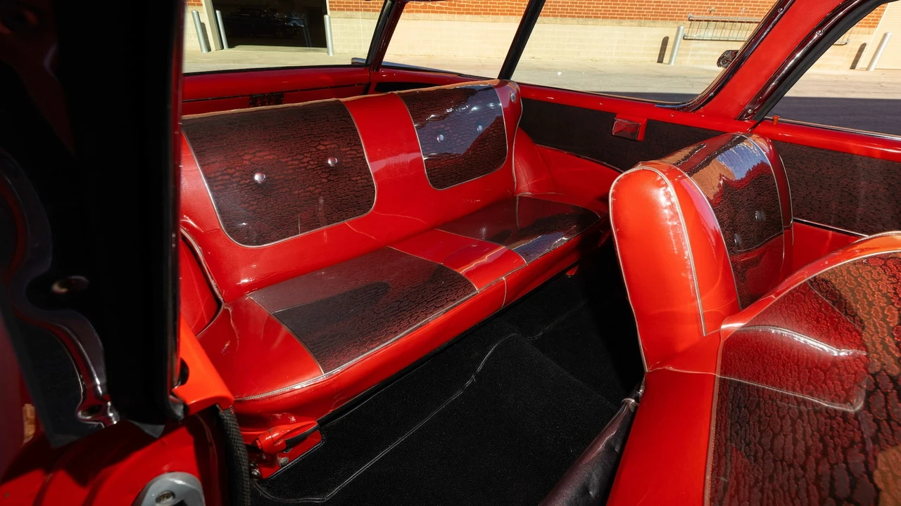 1957 Chevrolet Nomad - Image 16 of 30