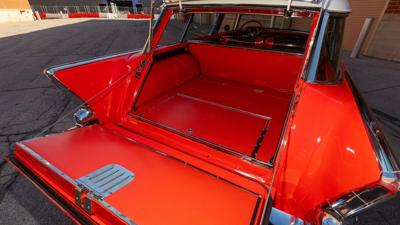 1957 Chevrolet Nomad - Image 20 of 30