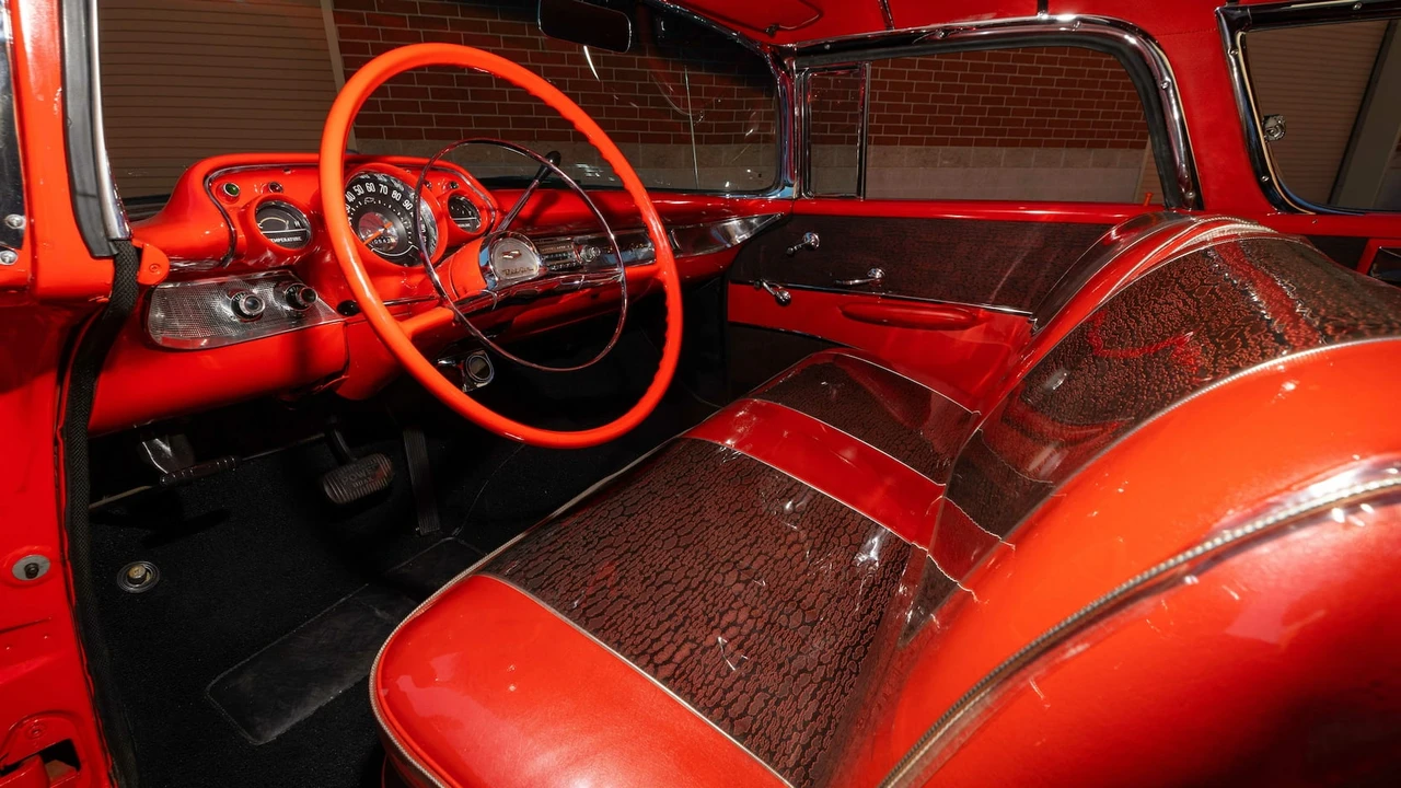 1957 Chevrolet Nomad - Image 4 of 30