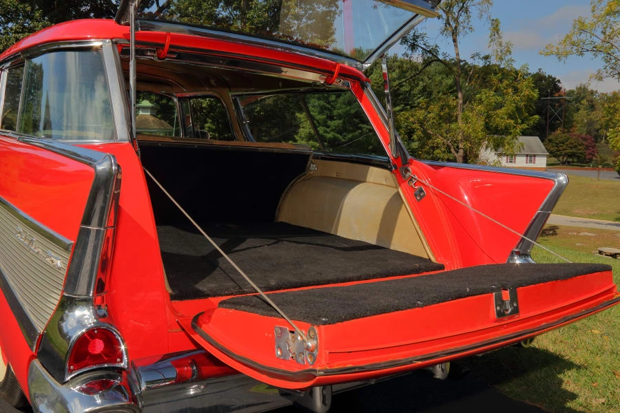 1957 Chevrolet Nomad - Image 27 of 31