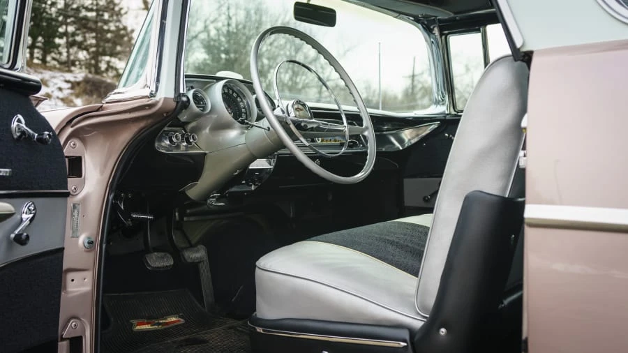 1957 Chevrolet Nomad - Image 4 of 12