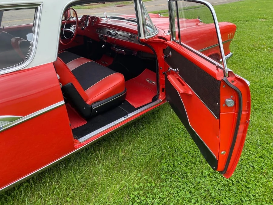1957 Chevrolet Nomad - Image 10 of 25