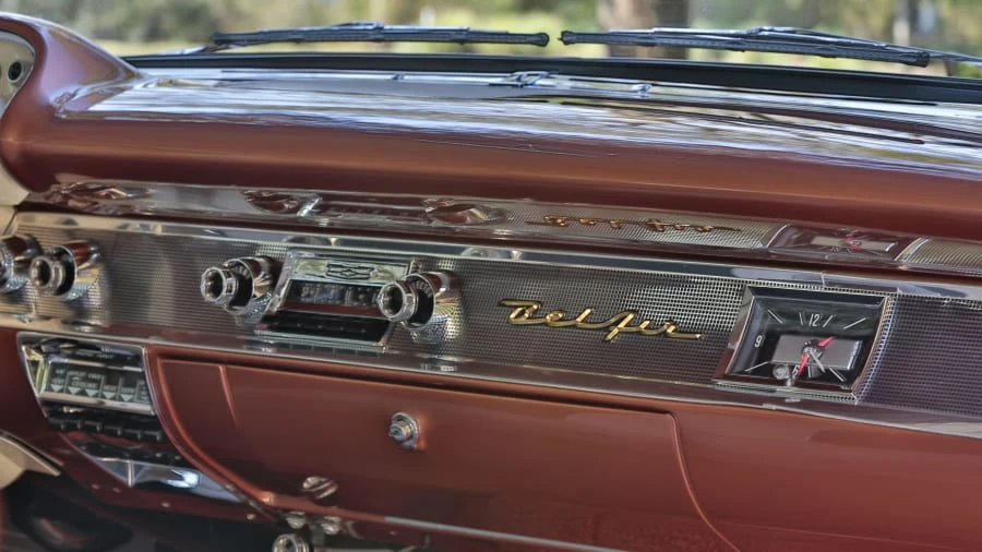 1957 Chevrolet Nomad - Image 11 of 12