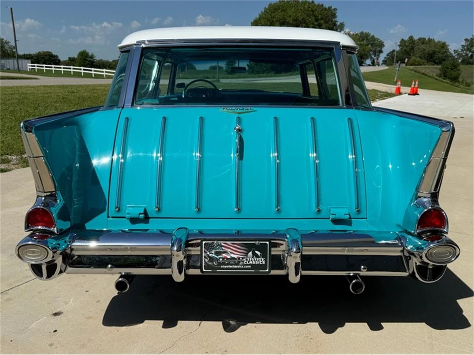 1957 Chevrolet Nomad - Image 25 of 31