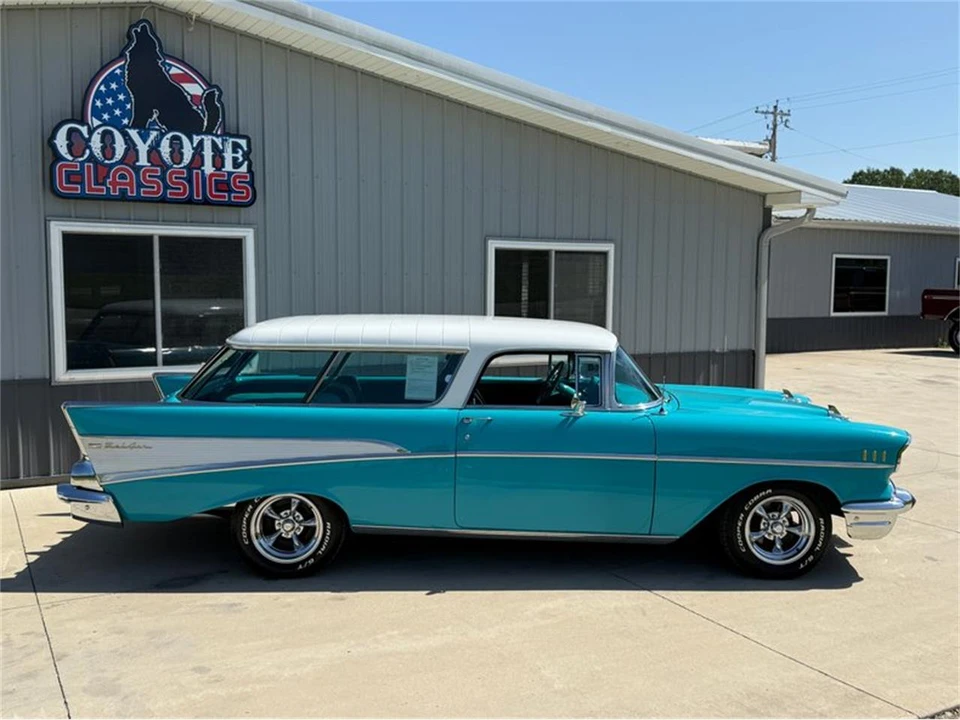 1957 Chevrolet Nomad - Image 22 of 31