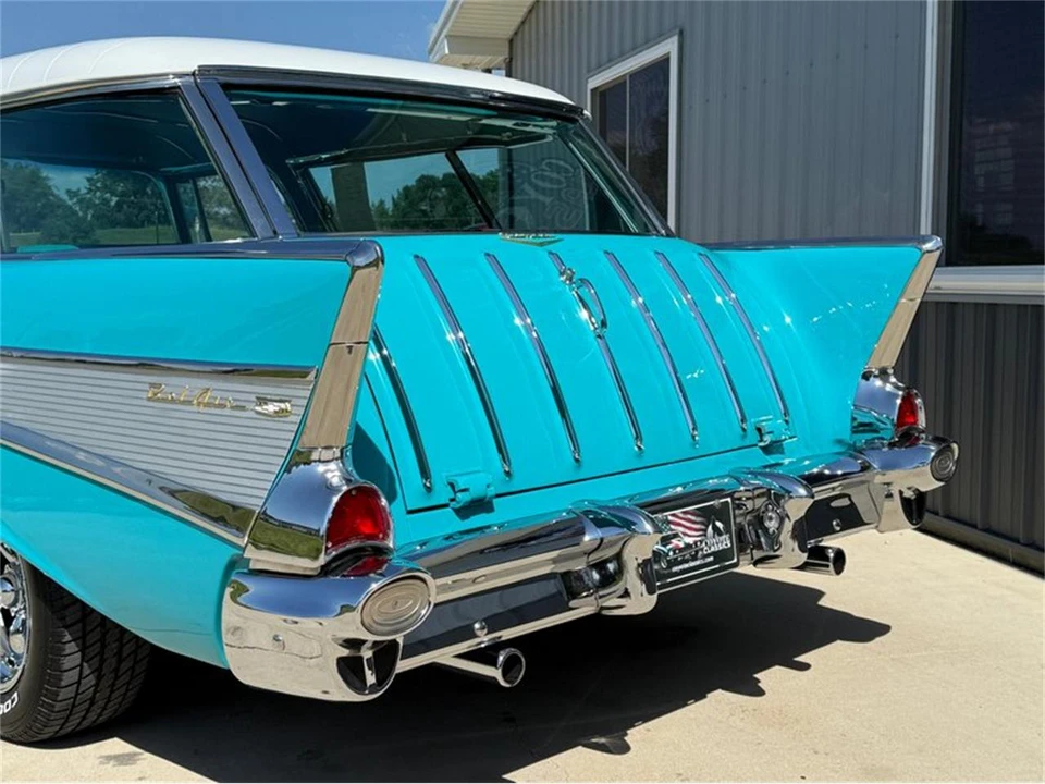 1957 Chevrolet Nomad - Image 2 of 31