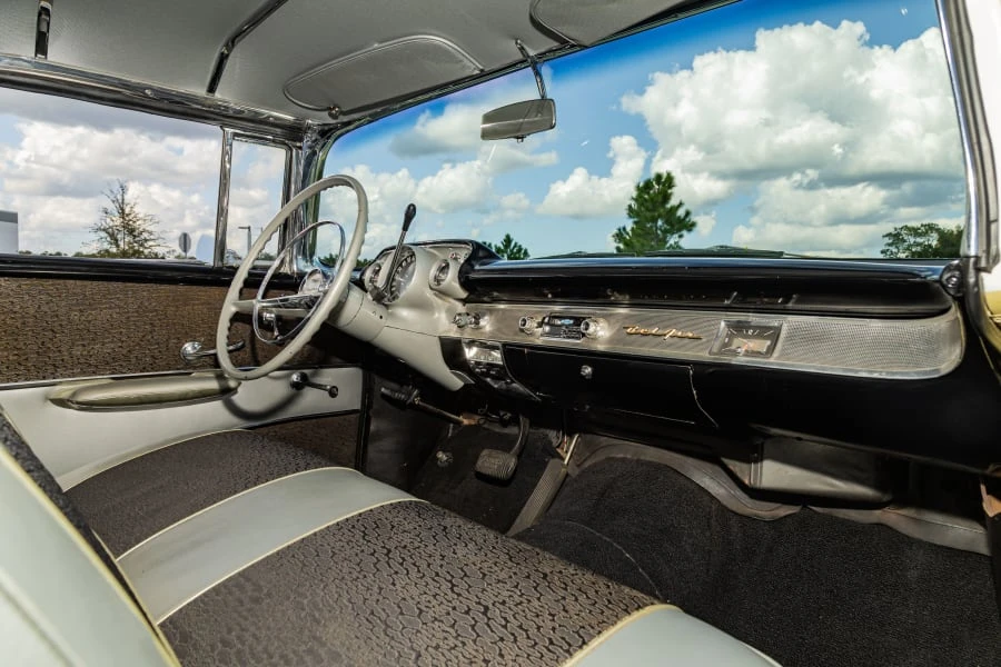 1957 Chevrolet Nomad - Image 24 of 31