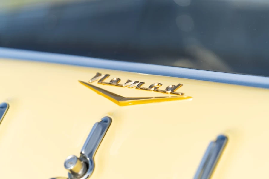 1957 Chevrolet Nomad - Image 10 of 21