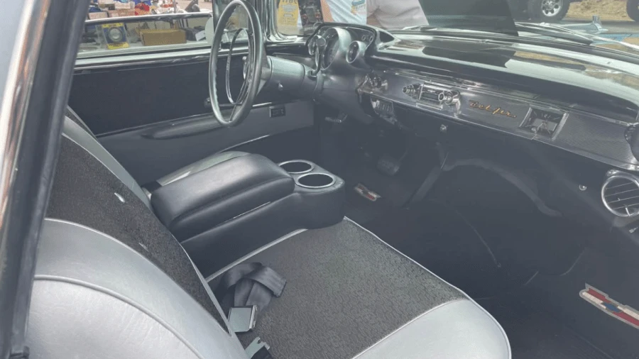 1957 Chevrolet Nomad - Image 10 of 12