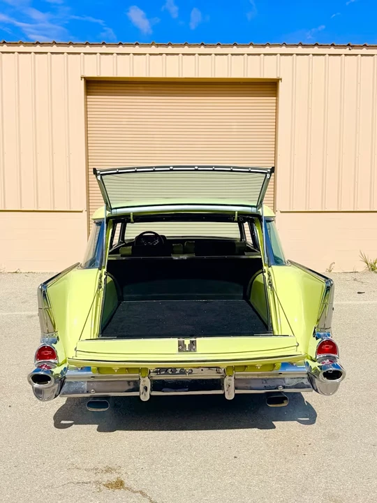 1957 Chevrolet Nomad - Image 9 of 10
