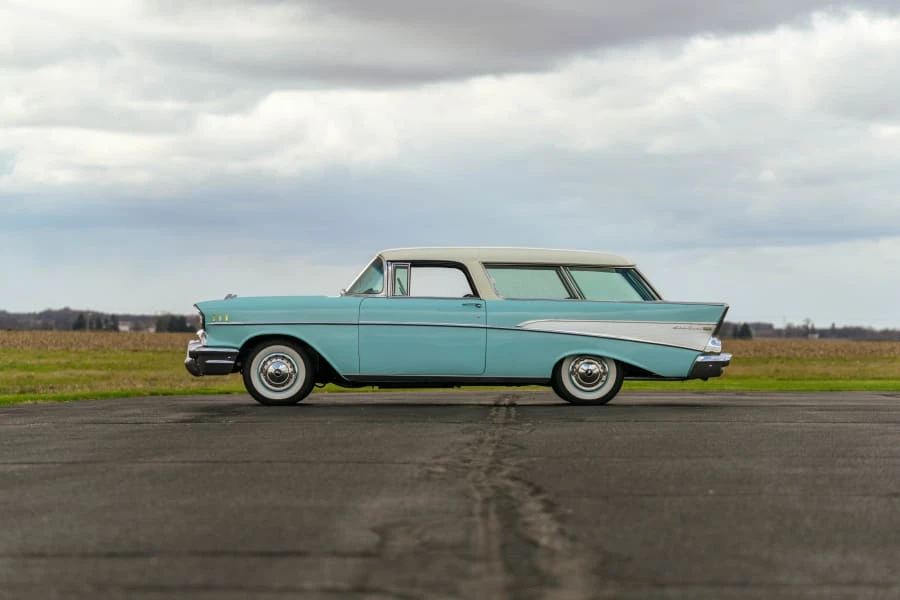 1957 Chevrolet Nomad - Image 10 of 31