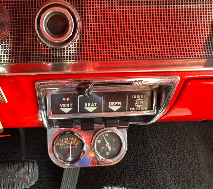 1957 Chevrolet Nomad - Image 16 of 20