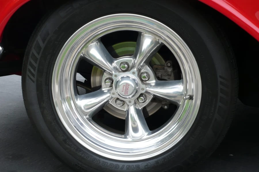 1957 Chevrolet Nomad - Image 9 of 11