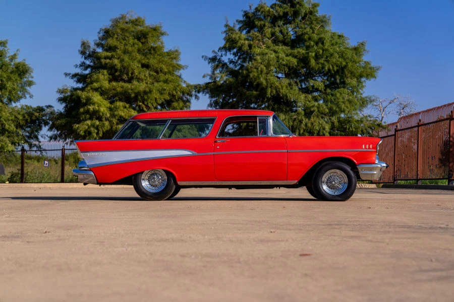 1957 Chevrolet Nomad - Image 2 of 31