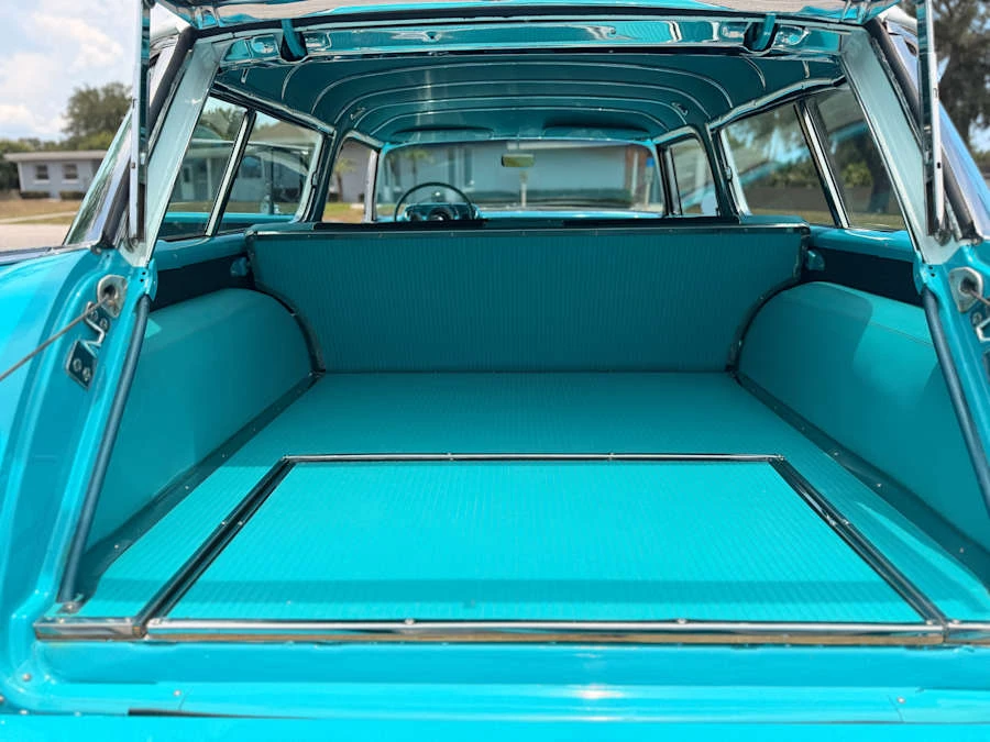 1957 Chevrolet Nomad - Image 26 of 31