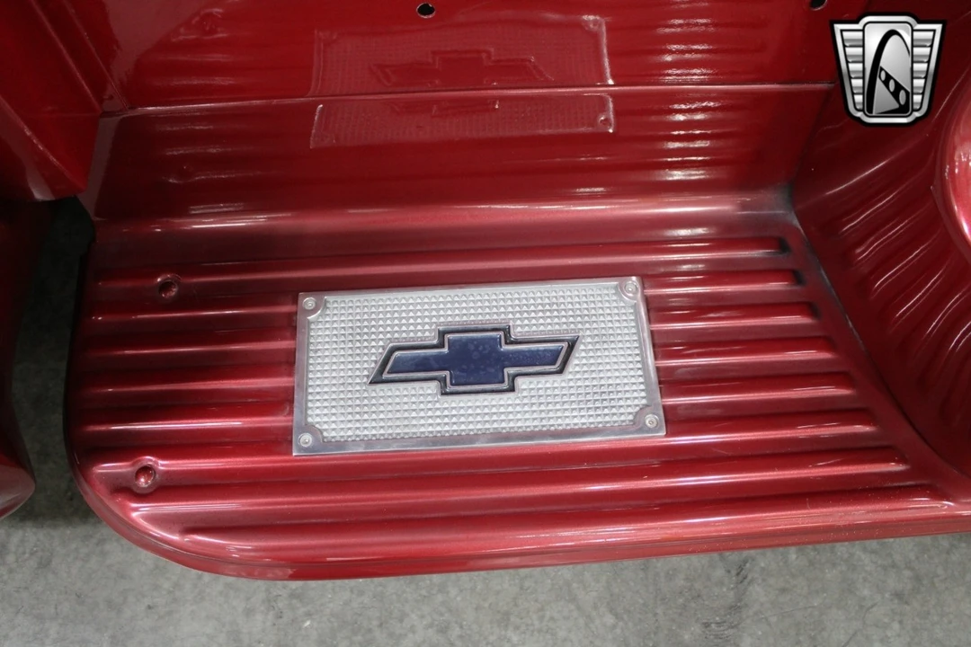 1957 Chevrolet Task Force - Image 18 of 21