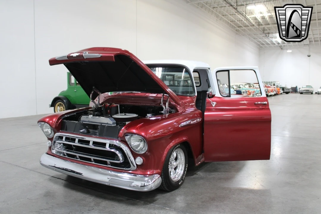 1957 Chevrolet Task Force - Image 8 of 21