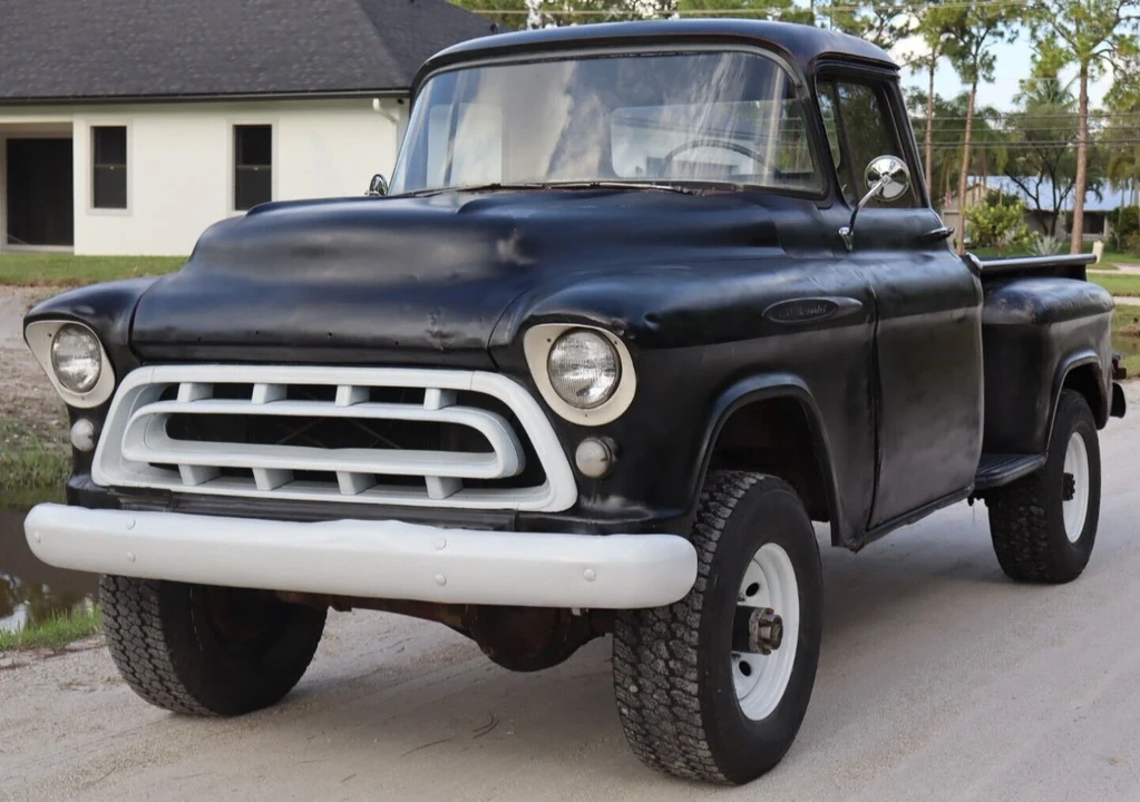 1957 Chevrolet Task Force - Image 7 of 21