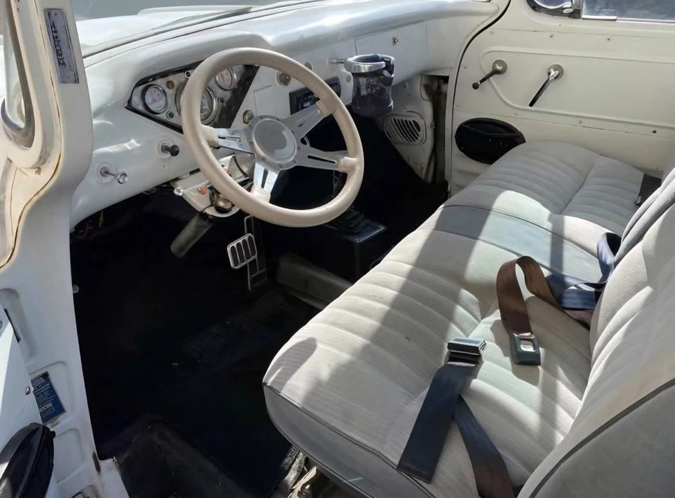 1957 Chevrolet Task Force - Image 2 of 4