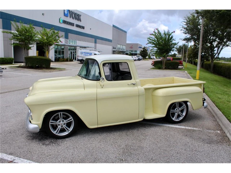 1957 Chevrolet Task Force - Image 26 of 31