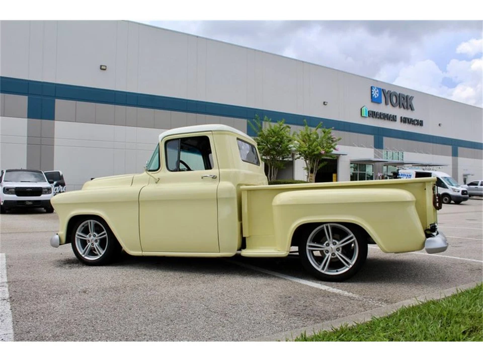 1957 Chevrolet Task Force - Image 10 of 31