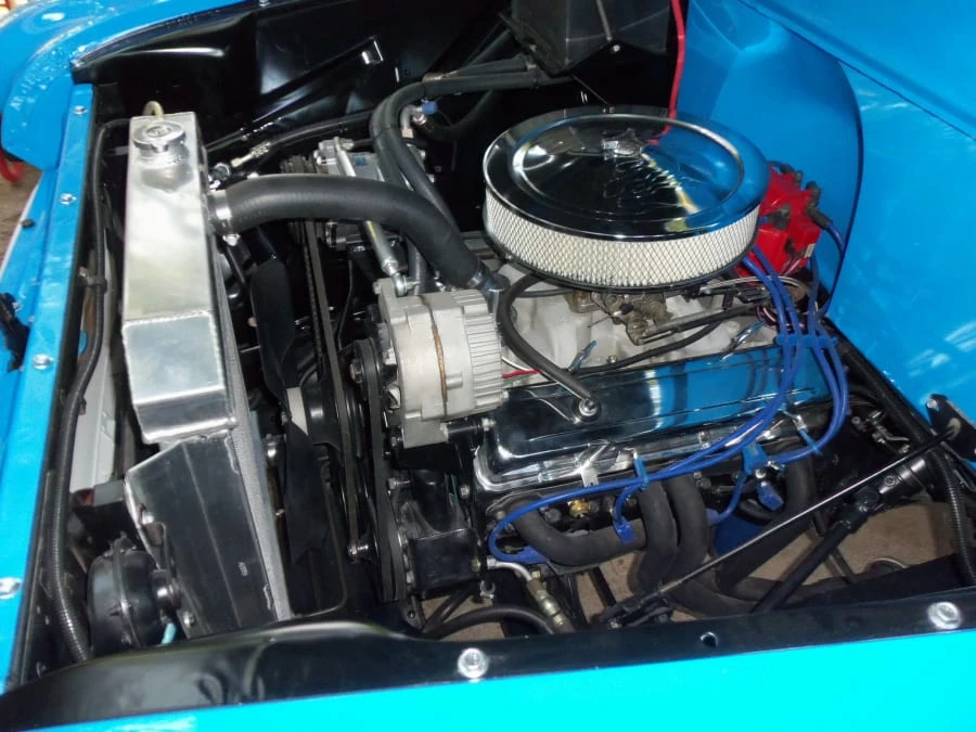 1957 Chevrolet Task Force - Image 4 of 8