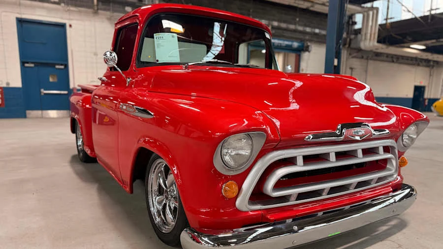 1957 Chevrolet Task Force - Image 4 of 24