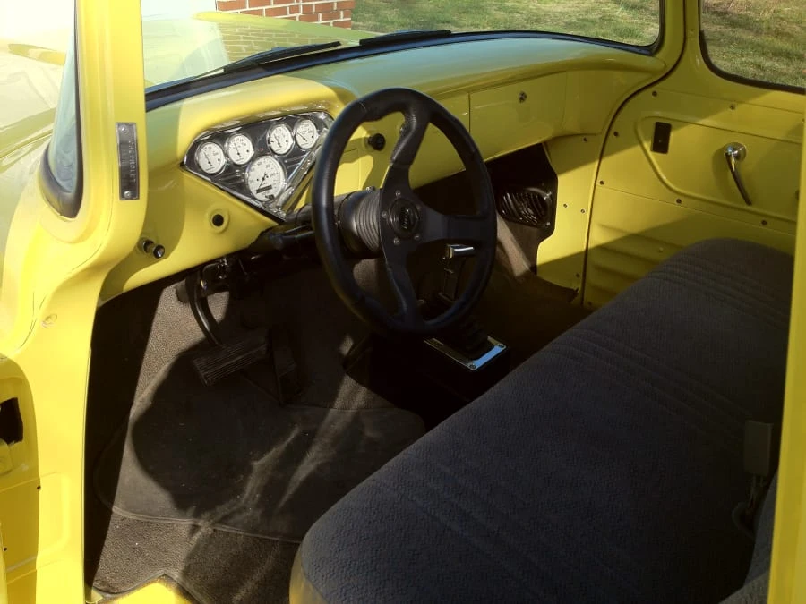 1957 Chevrolet Task Force - Image 4 of 8