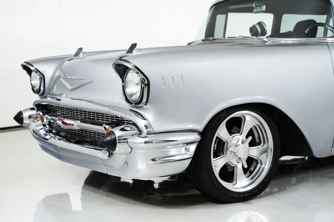 1957 Chevrolet Task Force - Image 5 of 21