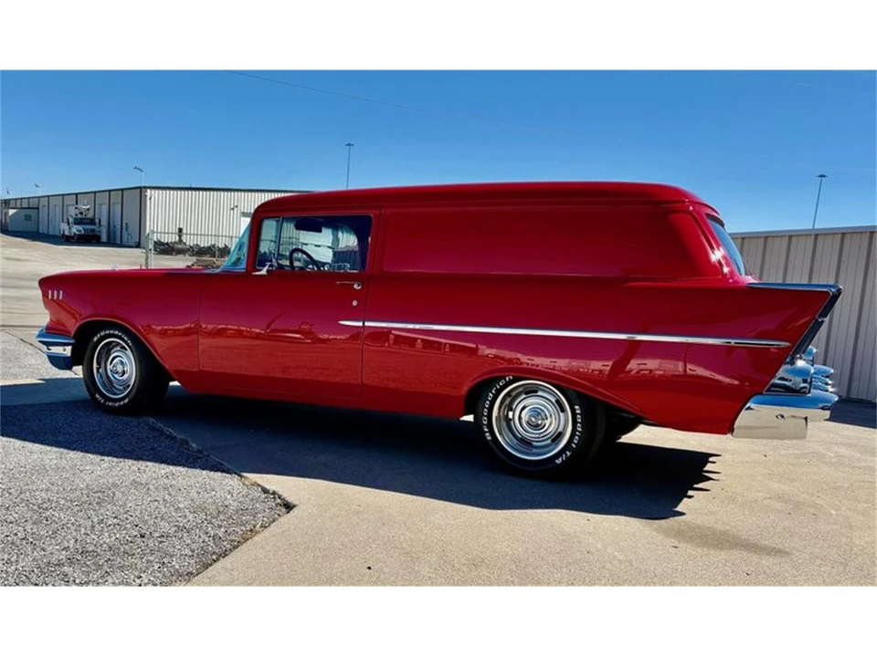 1957 Chevrolet Tri-Five Bel Air Sedan & Wagon - Image 13 of 31
