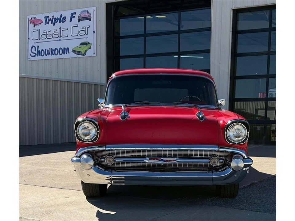 1957 Chevrolet Tri-Five Bel Air Sedan & Wagon - Image 7 of 31