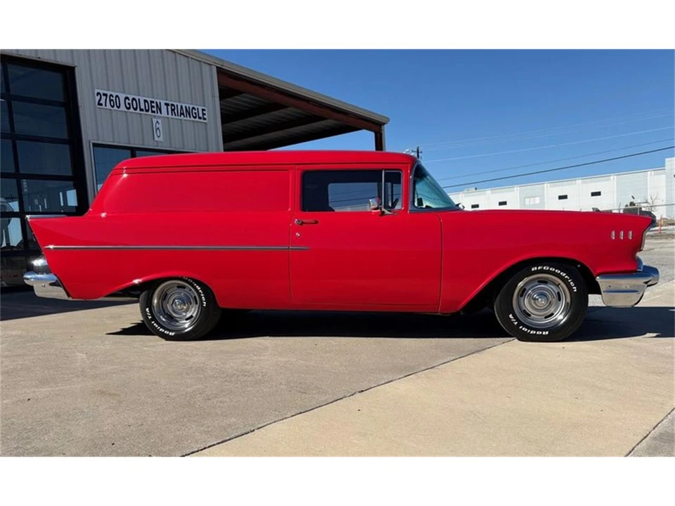 1957 Chevrolet Tri-Five Bel Air Sedan & Wagon - Image 2 of 31