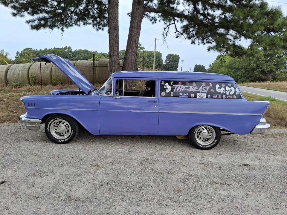 1957 Chevrolet Task Force - Image 11 of 27