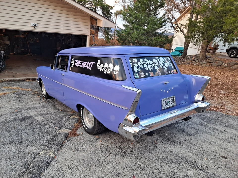 1957 Chevrolet Task Force - Image 6 of 27
