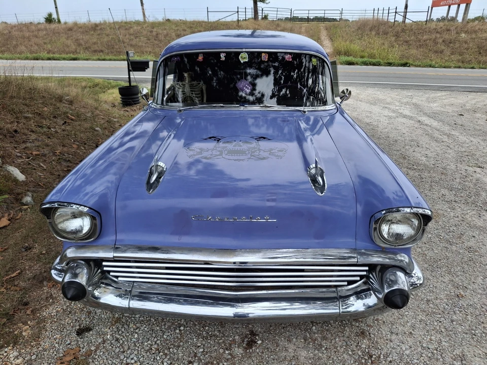 1957 Chevrolet Task Force - Image 8 of 27