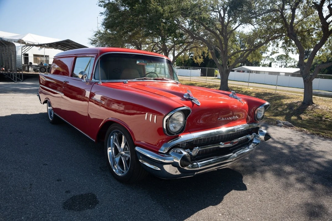 1957 Chevrolet Task Force - Image 10 of 21