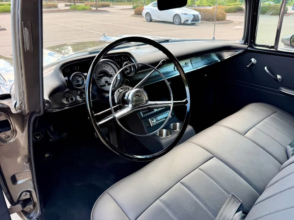 1957 Chevrolet Task Force - Image 12 of 20
