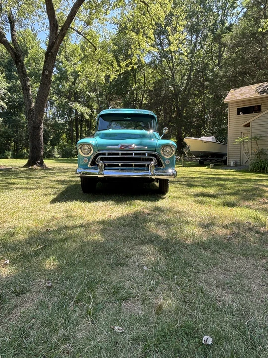 1957 Chevrolet Task Force - Image 8 of 31