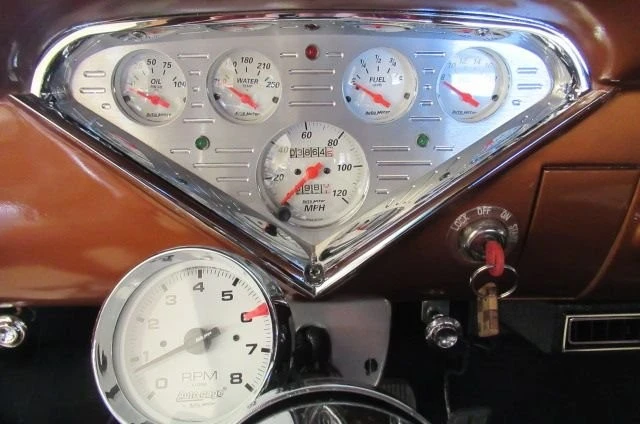 1957 Chevrolet Task Force - Image 5 of 17
