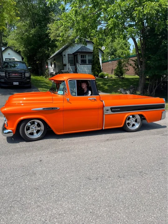 1957 Chevrolet Task Force - Image 5 of 10