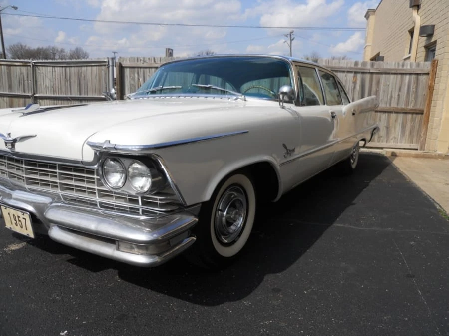 1957 Chrysler Imperial 2nd Gen - Image 5 of 6