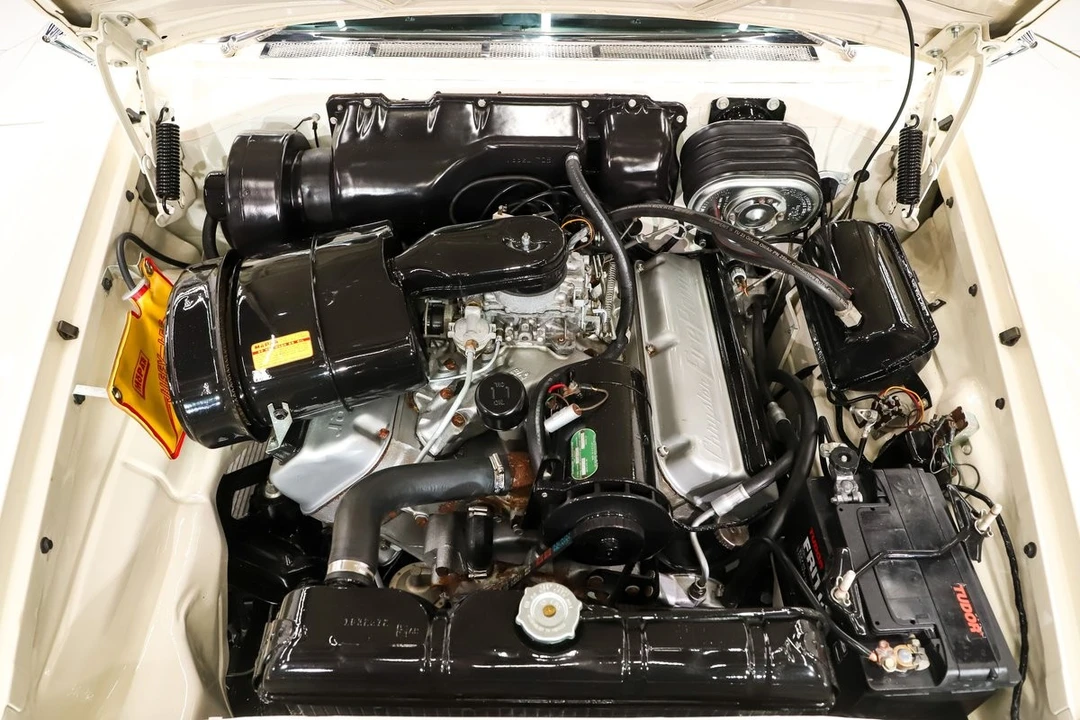 1957 Chrysler New Yorker - Image 5 of 31
