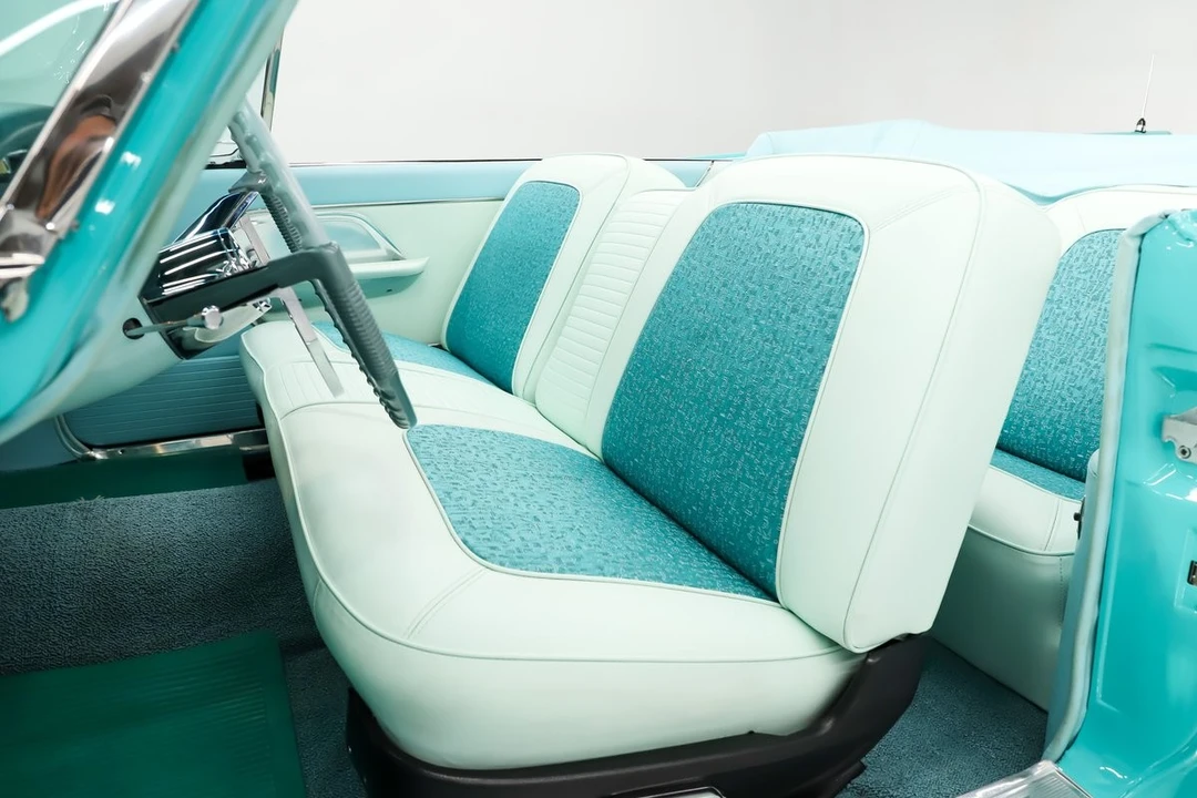 1957 Chrysler New Yorker - Image 11 of 31