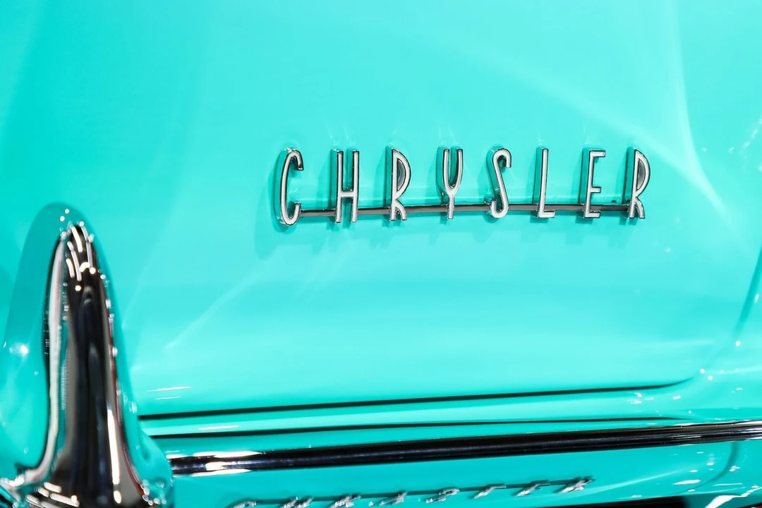 1957 Chrysler New Yorker - Image 17 of 31