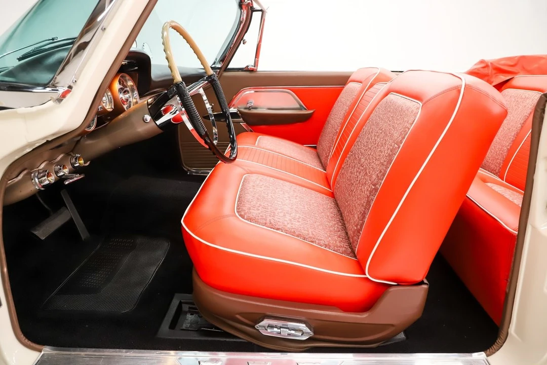 1957 Chrysler New Yorker - Image 25 of 31