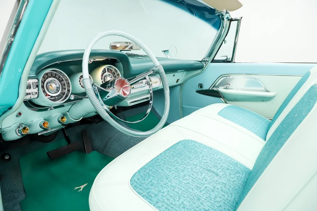 1957 Chrysler New Yorker - Image 2 of 31