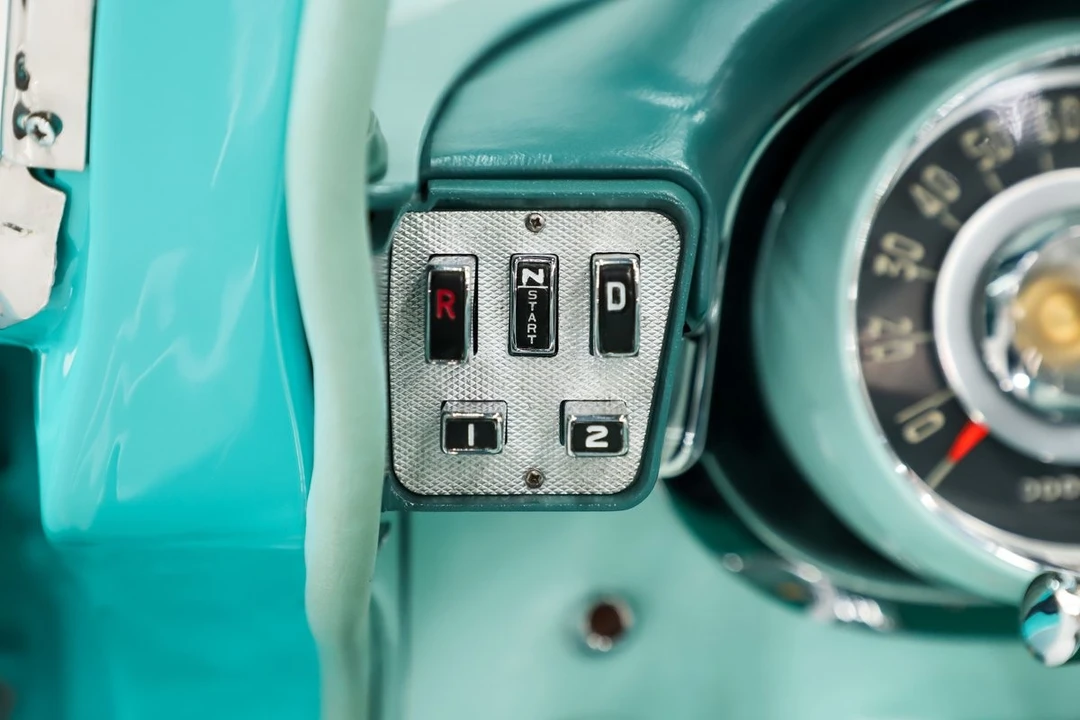 1957 Chrysler New Yorker - Image 4 of 21