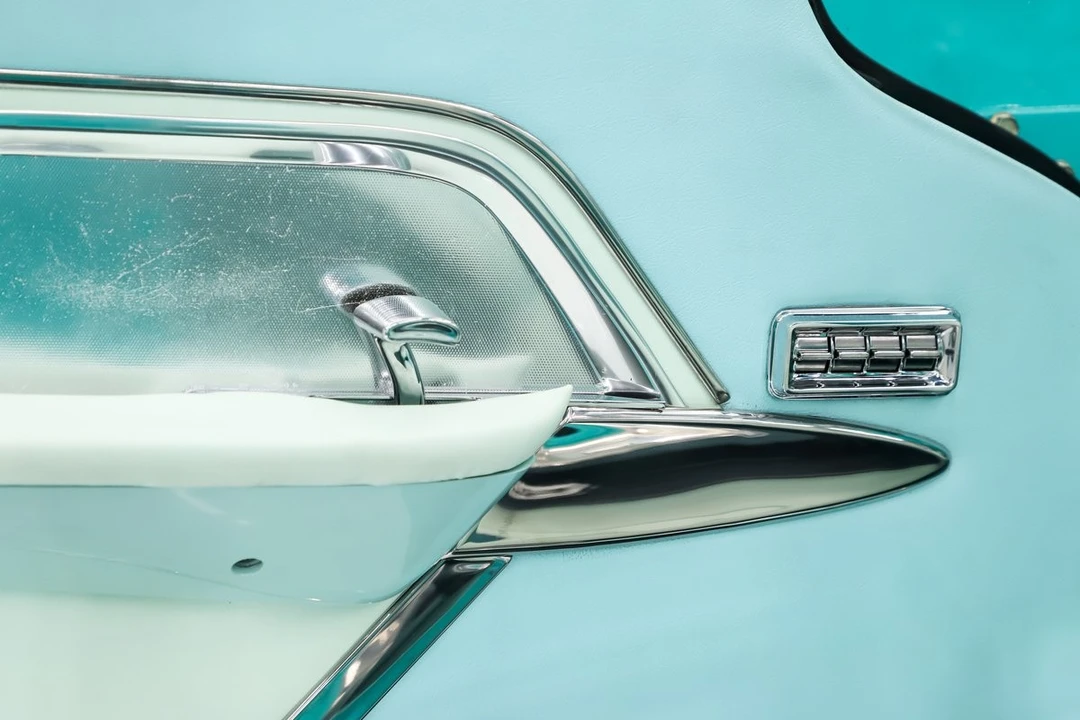 1957 Chrysler New Yorker - Image 8 of 21